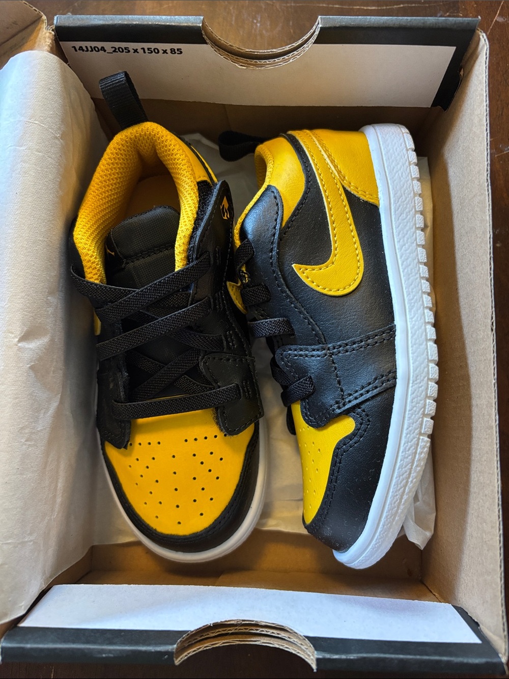 Nike Jordan 1 Low ALT (TD) Kids Low-Top Sneakers in Black and Yellow NWT